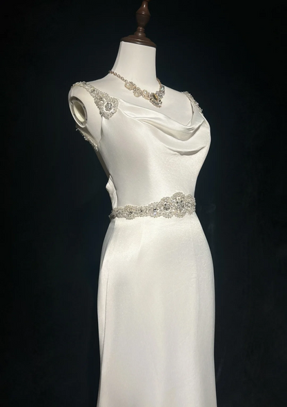 Vintage Bridal Dress A Line Spaghetti Straps Satin White Beads Long Wedding Dress Retro Wedding Dresses Modest Wedding Gowns DH2666