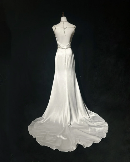 Princess Bridal Dress Mermaid Spaghetti Straps Satin White Beads Long Wedding Dress Retro Wedding Dresses Modest Wedding Gowns DH2665