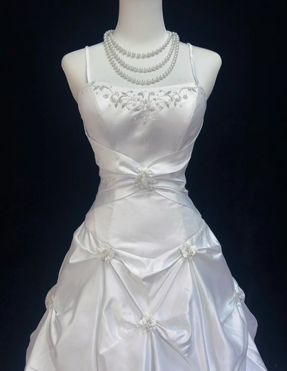 Vintage Bridal Dress Ball Gown Spaghetti Straps Taffeta White Long Wedding Dress Retro Wedding Dresses Modest Wedding Gowns DH2672