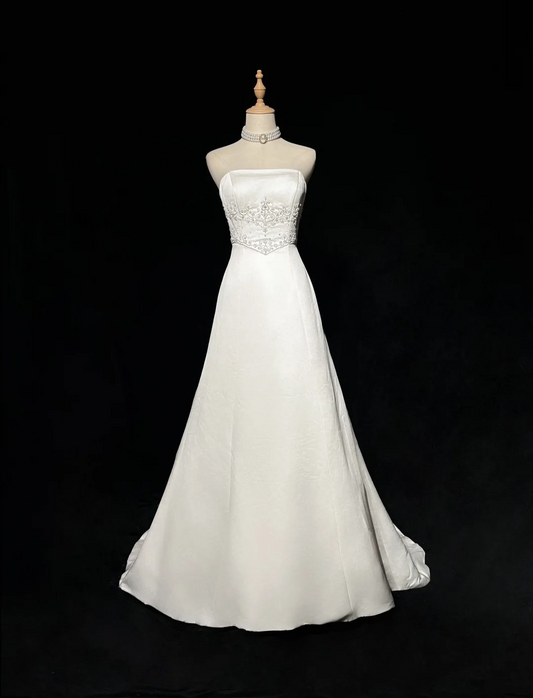 Vintage Bridal Dress A line Strapless Satin White Long Wedding Dress Retro Wedding Dresses Modest Wedding Gowns DH2677