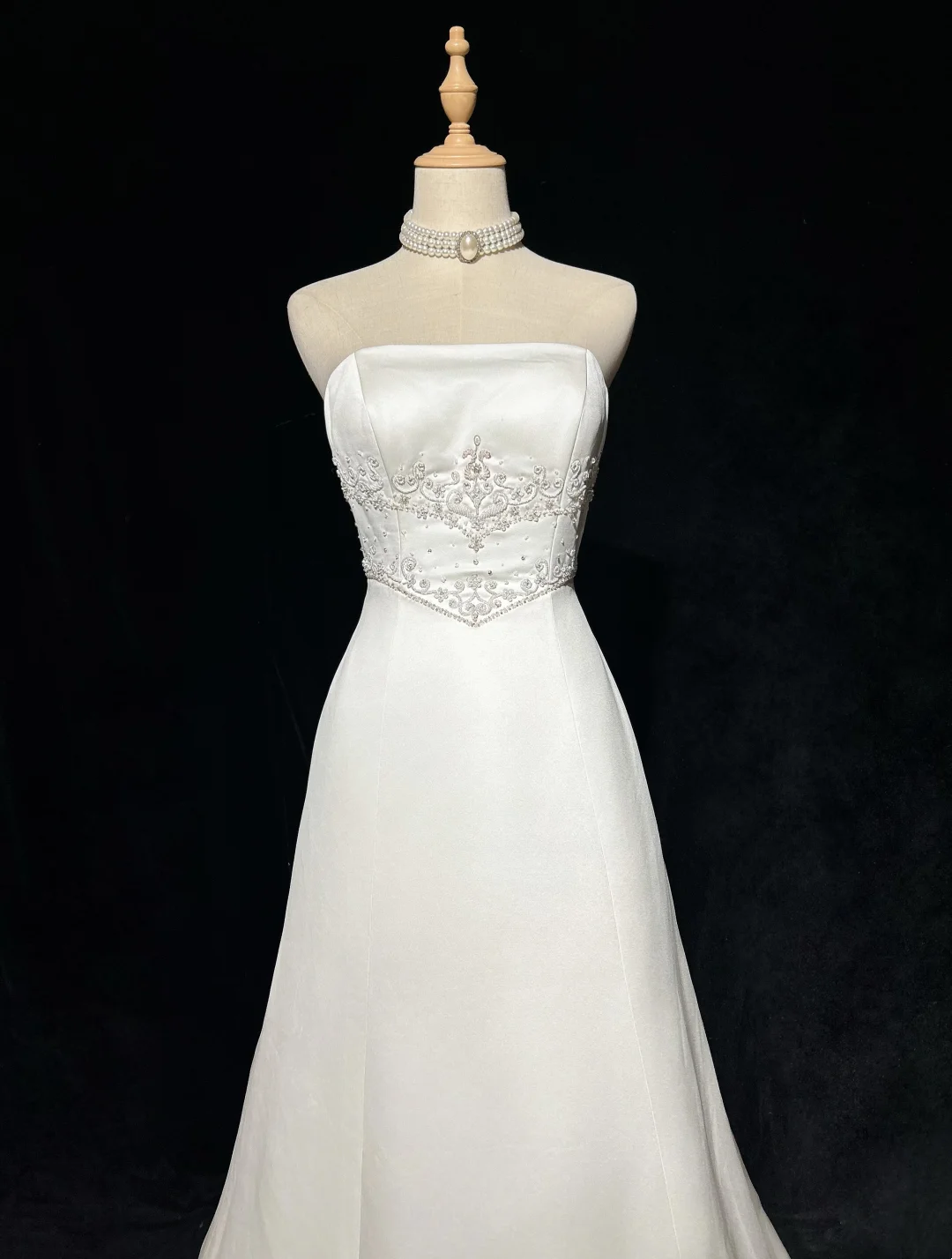 Vintage Bridal Dress A line Strapless Satin White Long Wedding Dress Retro Wedding Dresses Modest Wedding Gowns DH2677