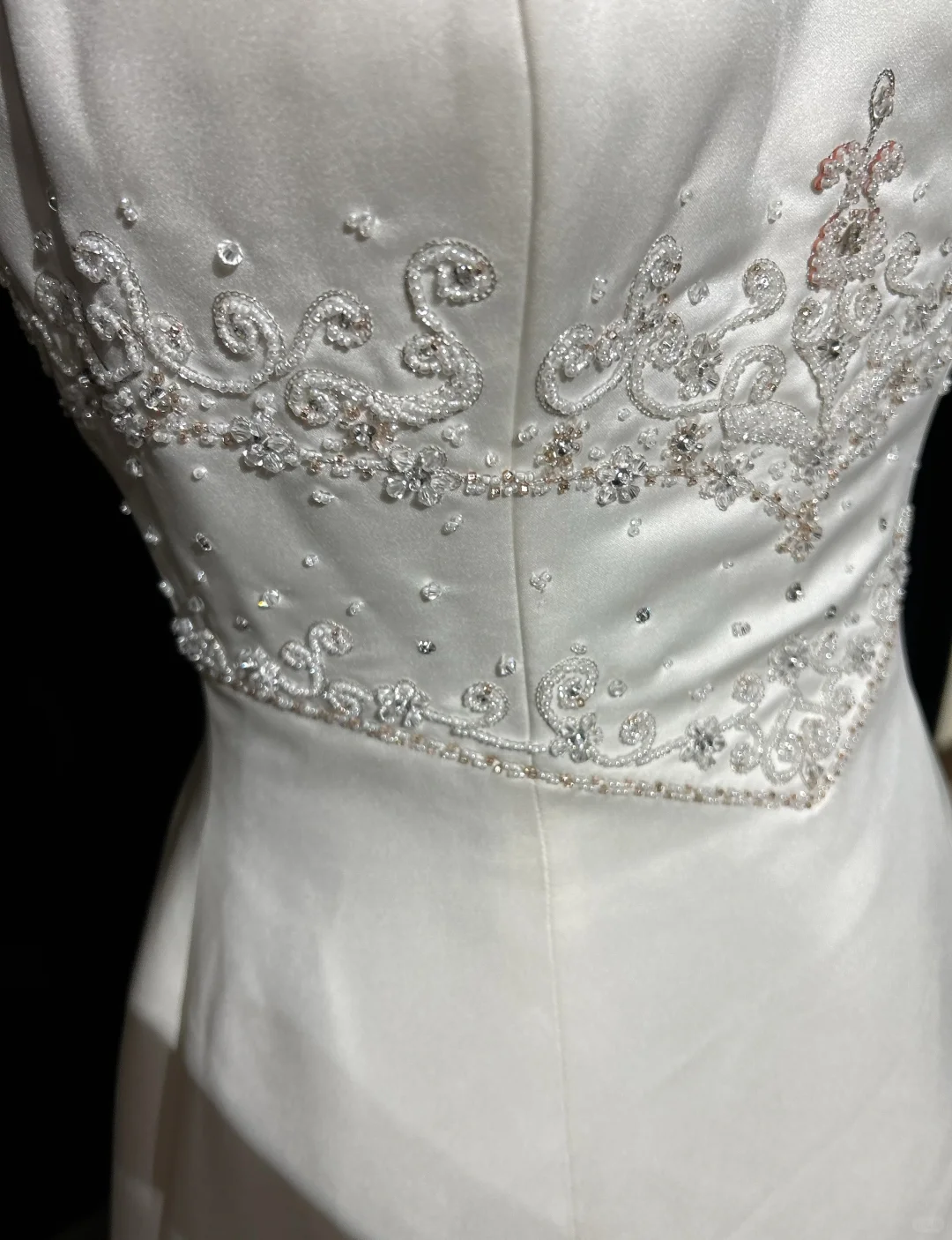 Vintage Bridal Dress A line Strapless Satin White Long Wedding Dress Retro Wedding Dresses Modest Wedding Gowns DH2677