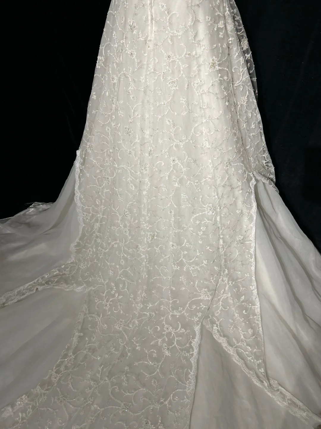 Vintage Bridal Dress Ball Gown Spaghetti Straps Lace Ivory Long Wedding Dress Retro Wedding Dresses Modest Wedding Gowns DH2681