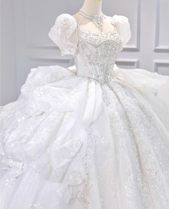 Sparkly White Square Neck Bridal Dress Tulle Beaded Ball Gown Short Sleeve Long Wedding Dresses Luxury Floor Length Applique Bridal Gowns DH2723