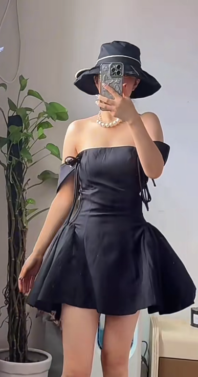 Sexy Off-the-shoulder A-Line Satin Short Prom Dresses Black Homecoming Dresses Birthday Dresses DP03036