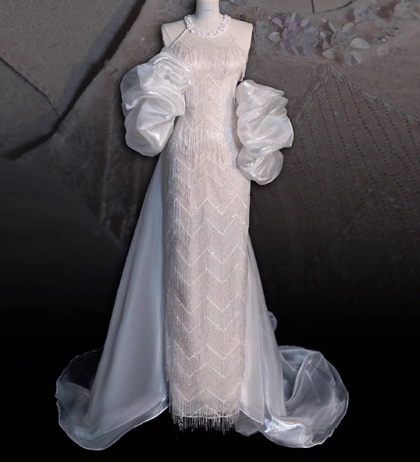 Modest White Bridal Dress Ball Gown Round Neck Tulle Beads Long Wedding Dress Elegant Tassel Sequins Bridal Gowns DP2812