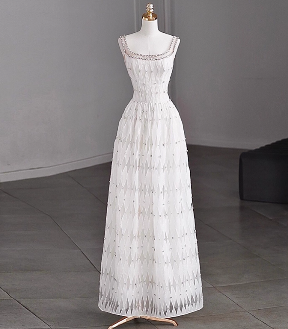 Modest A-Line Bateau Neck Bridal Dress White Tulle Long Wedding Dress Elegant Lace Beads Bridal Gowns DP2813