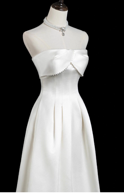 Modest A-Line Strapless Bridal Dress White Satin Long Wedding Dress Elegant Lace Applique Bridal Gowns DP2814