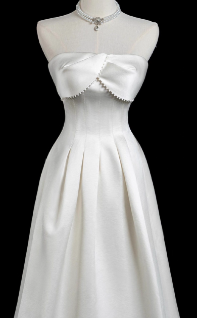 Modest A-Line Strapless Bridal Dress White Satin Long Wedding Dress Elegant Lace Applique Bridal Gowns DP2814