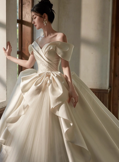 Modest Ball Gown Off-the-shoulder Bridal Dress White Satin Tulle Long Wedding Dress Elegant Lace Applique Bridal Gowns DP2816