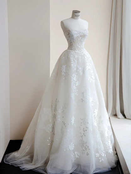 Elegant Strapless White Wedding Dress Applique Ball Gown Tulle Long Bridal Gowns DP2863