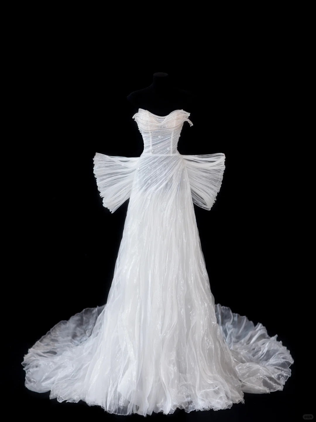 Timeless White Ball Gown Sweetheart Neck Beaded Wedding Dress Tulle Elegant Bridal Gown DP2889