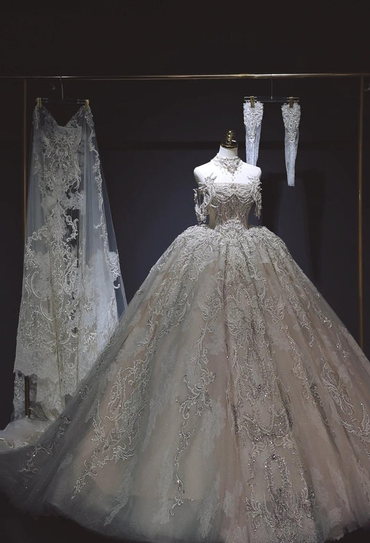 Elegant Off-the-shoulder Ball Gown Tulle Lace Wedding Dress Timeless Beaded Applique Bridal Gown DP2917