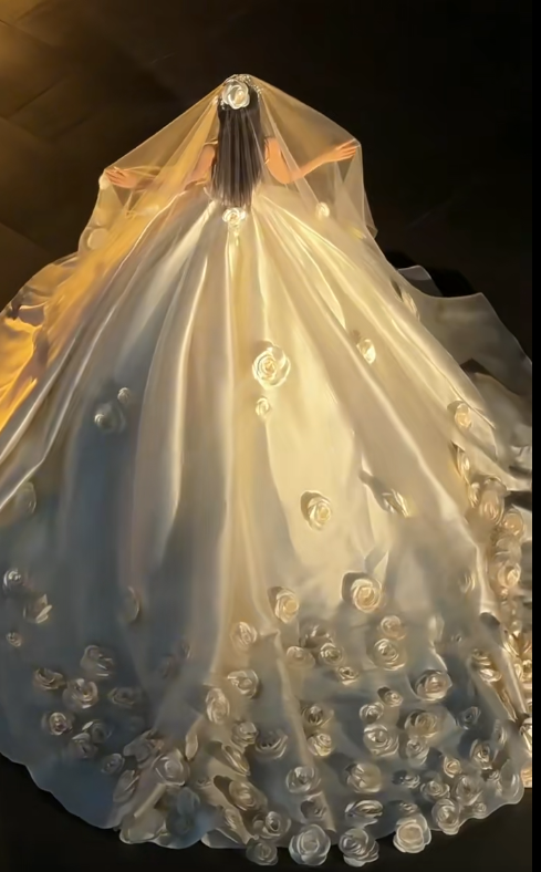 Timeless Strapless Ball Gown Satin Luxury Wedding Dress, White Bridal Gowns DP3076