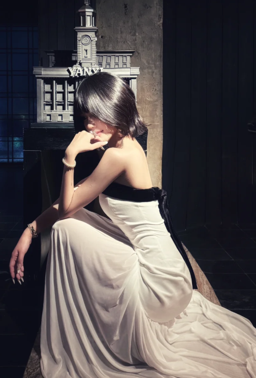 Chic Strapless Sheath Chiffon Long Prom Dresses, White Formal Evening Dresses DP3090