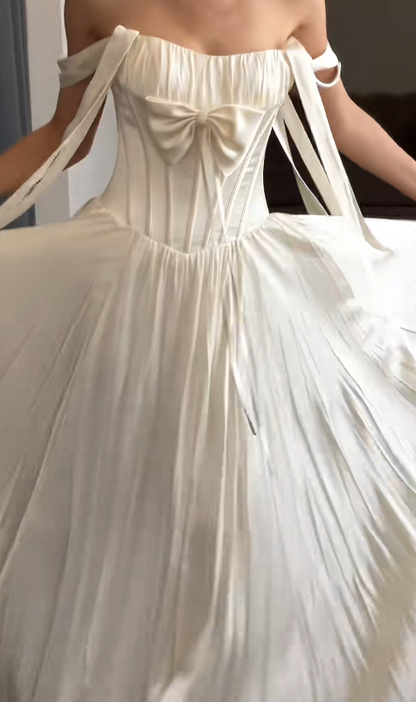 Simple Sheath Off-the-shoulder Wedding Dresses, Ivory Bridal Gowns DP3181