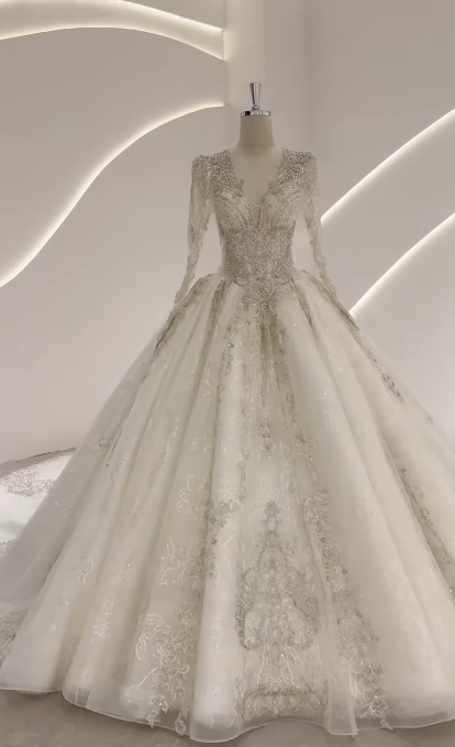 White A-Line Luxury Wedding Dresses, Tulle Beaded V-Neck Bridal Gowns Long Sleeve Applique Bridal Dresses DP3246