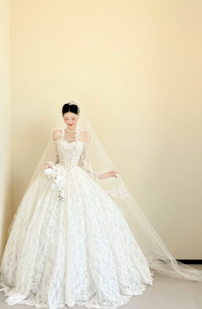 Modest Off-the-shoulder Ball Gown Luxury Wedding Dresses, Lace Applique White Bridal Gowns Long Sleeve Bridal Dresses DP3247