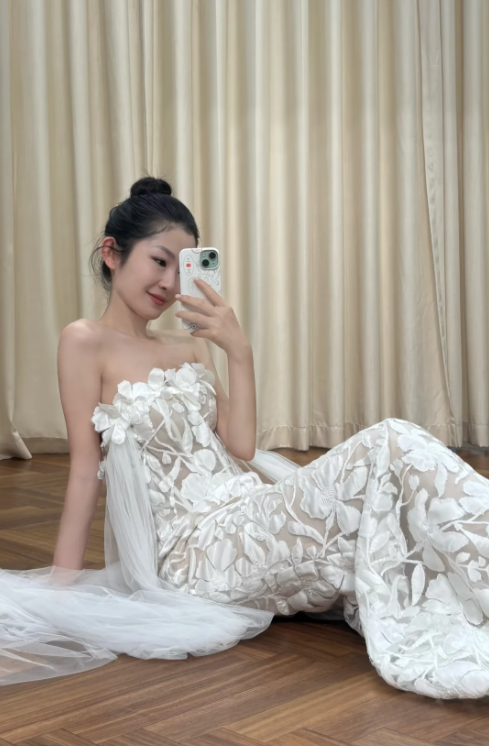 Modest Strapless Sheath Luxury Wedding Dresses Tulle Applique White Bridal Gowns Sleeveless Bridal Dresses DP3248