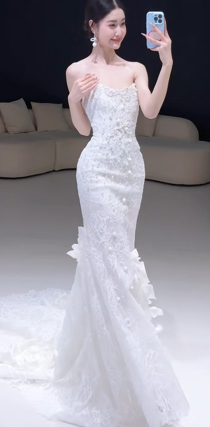Timeless Strapless Mermaid Long Wedding Dresses Lace Applique White Bridal Gowns DP3302