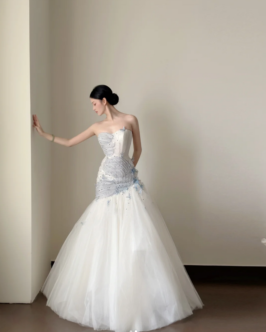 Simple Strapless Mermaid Wedding Dresses Tulle White Bridal Gowns DP3329