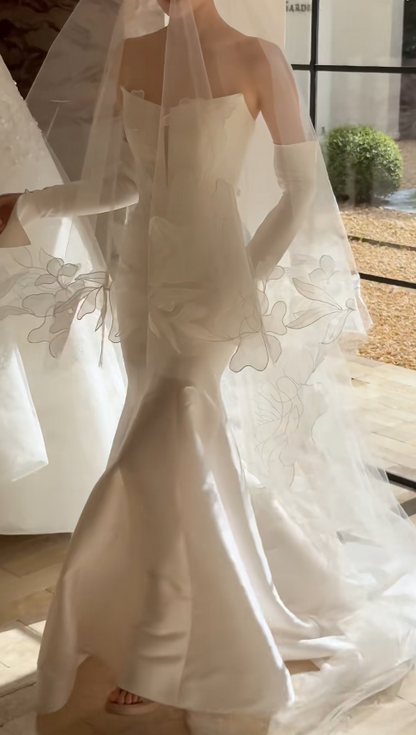 Timeless Strapless Mermaid Wedding Dresses Satin White Bridal Gowns DP3330