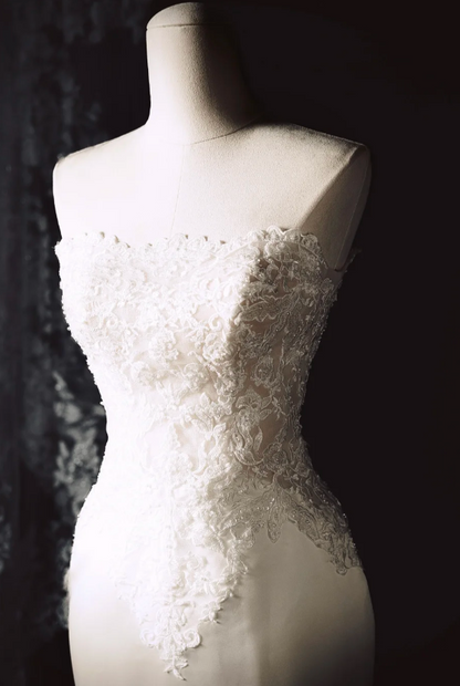 Timeless Strapless Mermaid Wedding Dresses Tulle Applique White Bridal Gowns DP3348