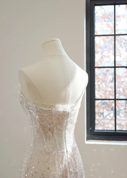 Simple Strapless Sheath Wedding Dresses Sequined Tulle White Bridal Gowns DP3352