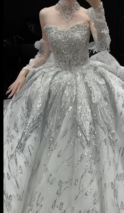 Sparkly Strapless Ball Gown Tulle Wedding Dresses Scented White Bridal Gowns Sleeveless Bridal Dresses DP3360