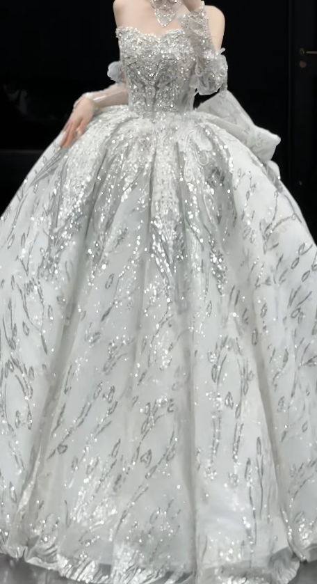 Sparkly Strapless Ball Gown Tulle Wedding Dresses Scented White Bridal Gowns Sleeveless Bridal Dresses DP3360