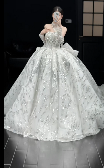 Sparkly Strapless Ball Gown Tulle Wedding Dresses Scented White Bridal Gowns Sleeveless Bridal Dresses DP3360