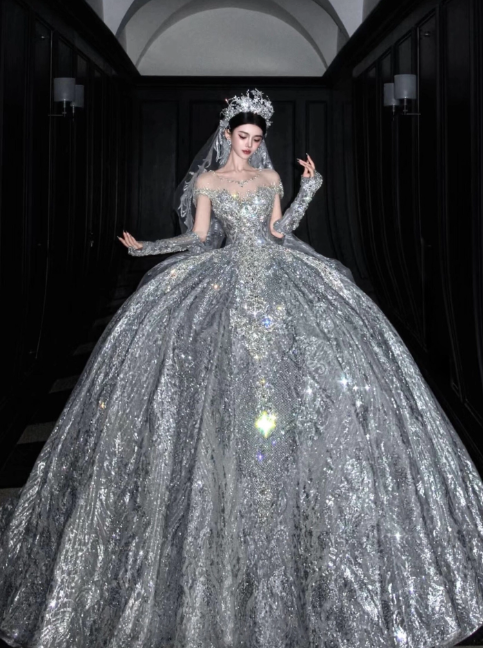 Luxury Off-the-shoulder Ball Gown Beaded Long Wedding Dresses Tulle Silver Bridal Dresses Sleeveless Bridal Gowns DP3698