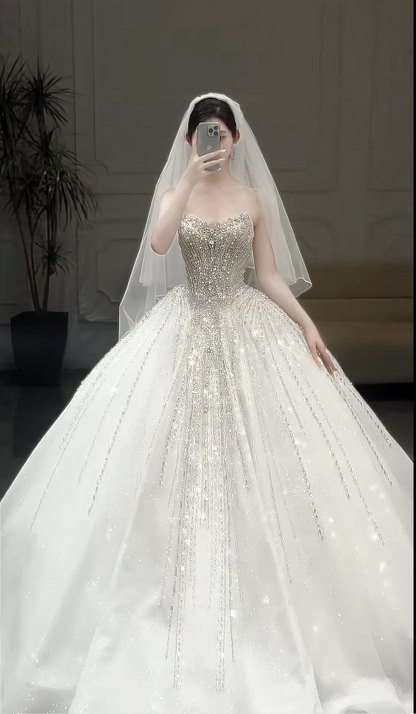 Luxury Strapless Ball Gown Long Wedding Dresses Tulle White Bride Gowns Rhinestone Sleeveless Bridal Dresses DW3791