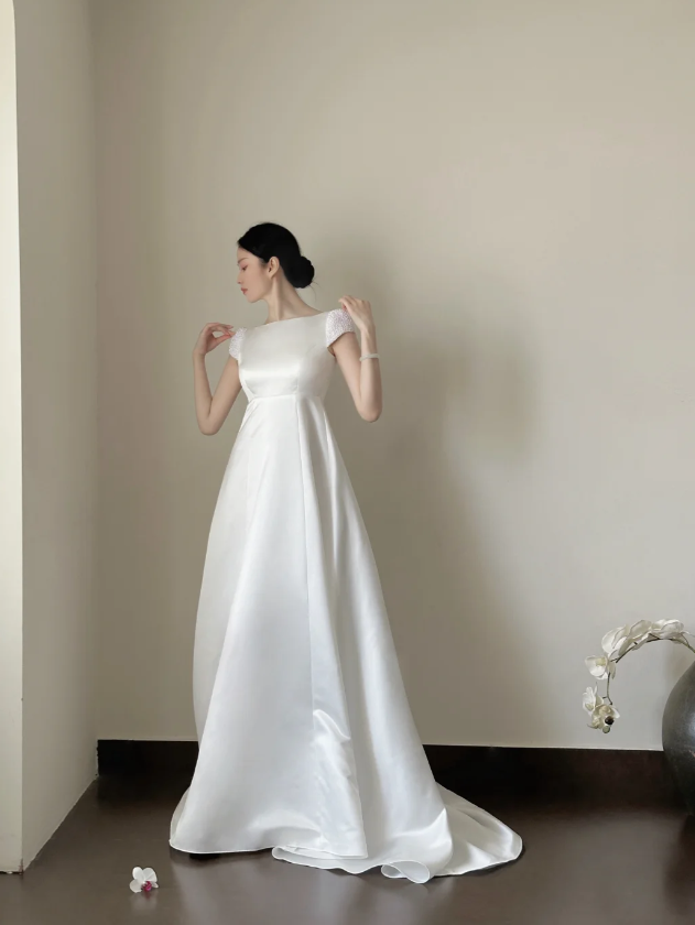 Modest Bateau Empire Wedding Dresses Short Sleeve Satin Bridal Dresses White Bridal Gowns DP3843