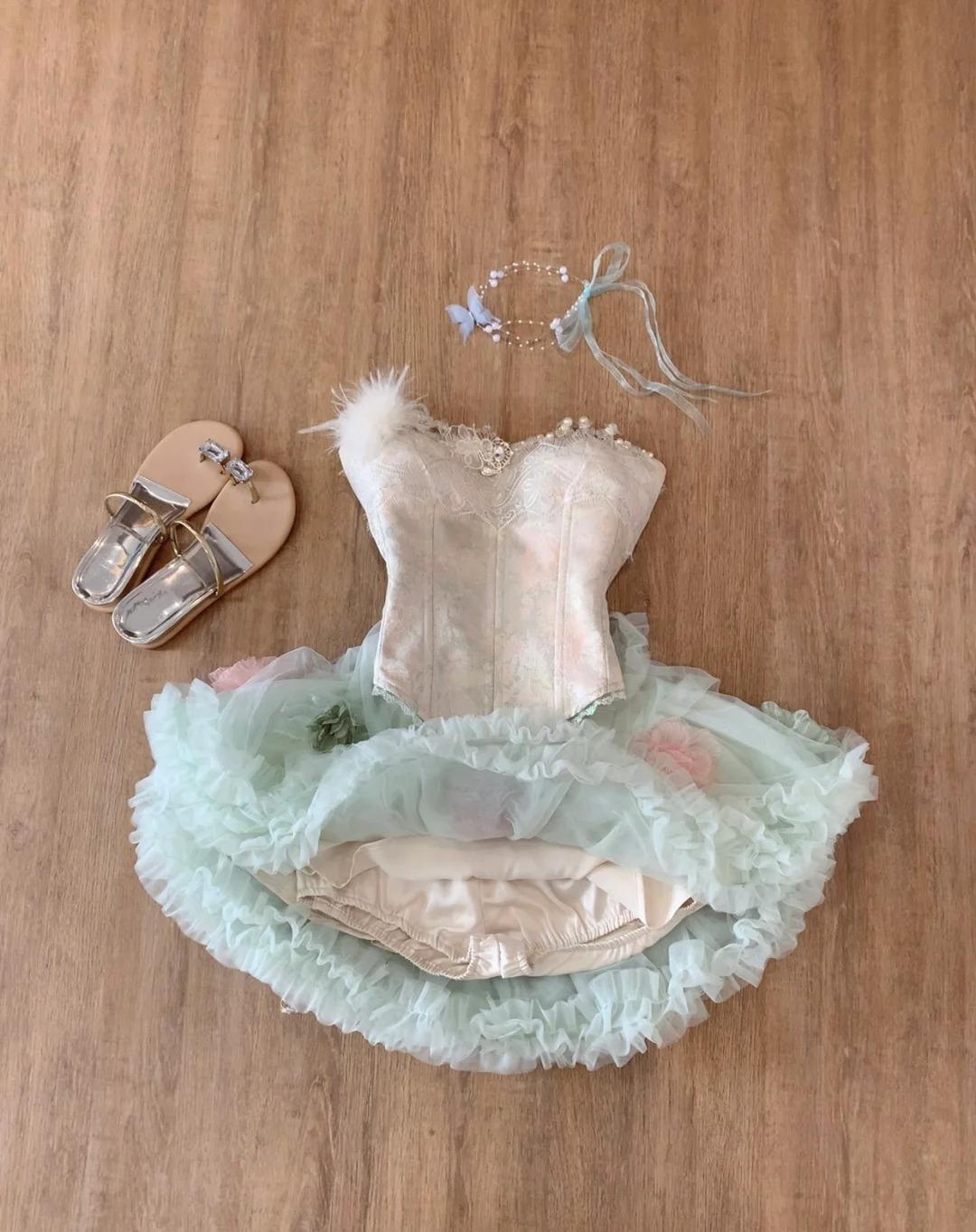 Sweet Tulle Strapless A-Line Short Party Dresses Lace Homecoming Dress ED02131