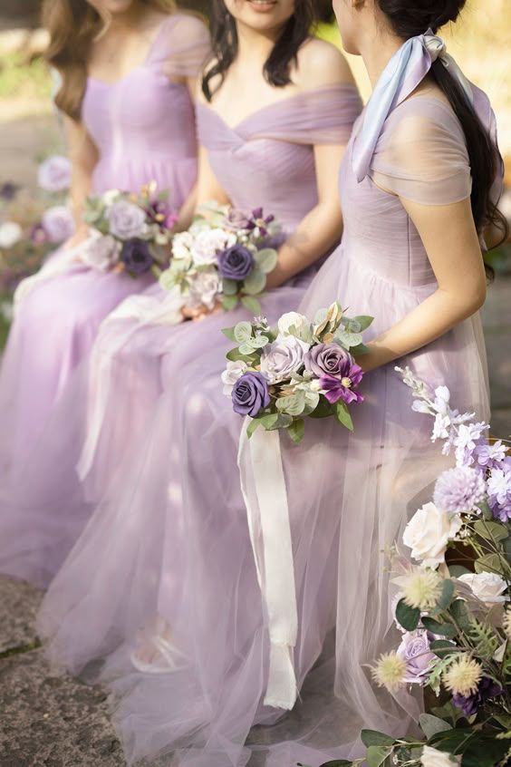 Elegant Purple Tulle A-Line V-Neck Bridesmaid Dress Prom Dresses ED02237