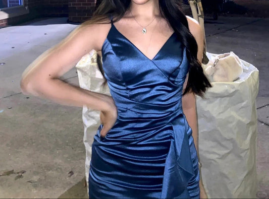 Modest Navy Blue V-neck Sheath Short Homecoming Dress Elegant Party Dress Satin Formal Dress 18th Birthday Outfit ED03656