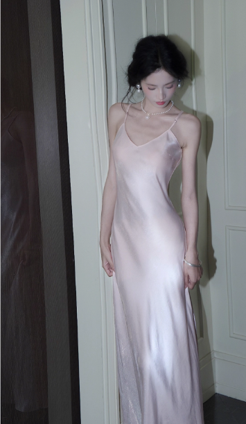 Stunning Light Pink Spaghetti Strap Sheath Long Prom Dress Satin Formal Dress Sweet Birthday Outfit ED03724