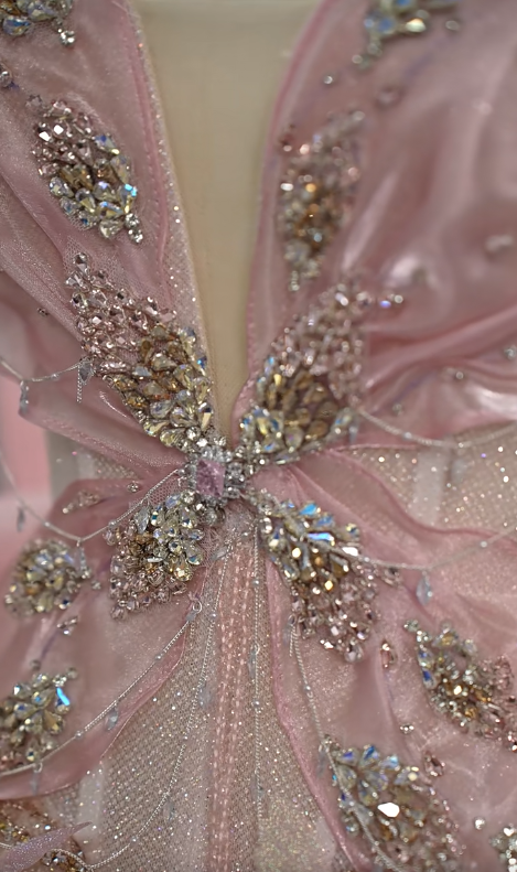 Fairytale Pink Ball Gown Halter Long Prom Dress Halter Neck Beaded Quinceanera Dress 3D Butterfly Sweet 18 Dress ED03728