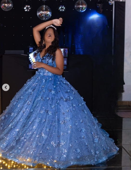 Sweet Blue Spaghetti Strap Ball Gown Birthday Dress Tulle Sparkly Long Prom Dress Applique Quinceanera Dress ED03734