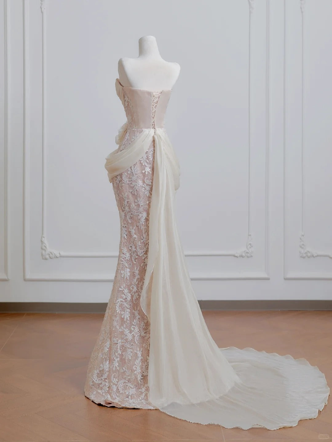 Modest Strapless Mermaid Long Wedding Dress Applique Tulle Elegant White Bridal Dress ED03749