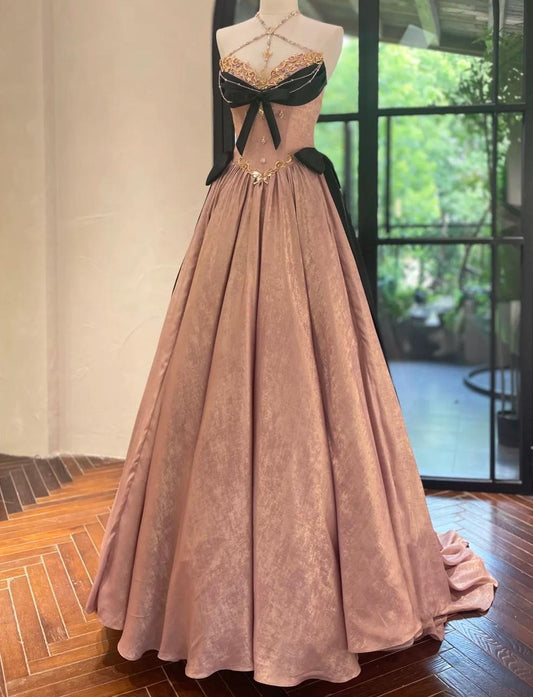 Sweet Halter Neck Pink Ball Gown Quinceanera Dress Satin Birthday Dress Fashion Prom Dress ED03750