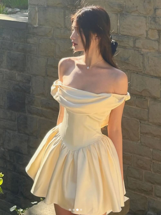 Cute Off-the-shoulder Ball Gown Short Formal Dress Sweet Birthday Outfits Homecoming Dress ED03832