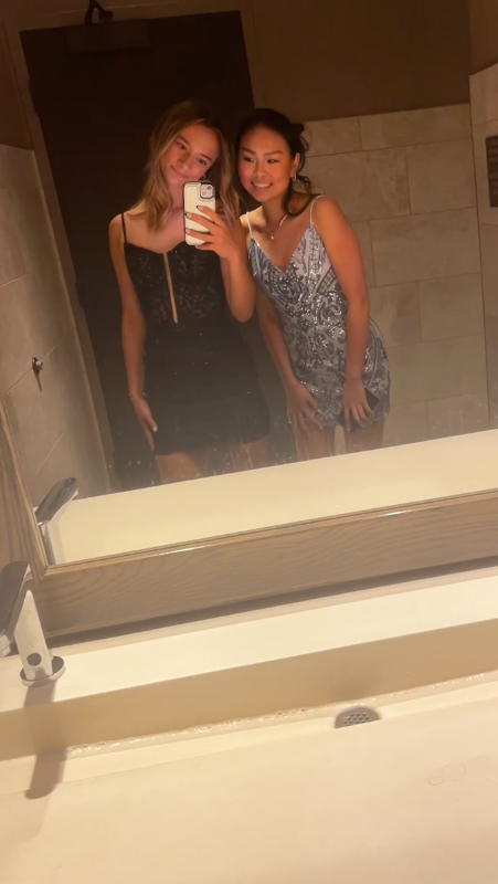 Gorgeous Blue Bodycon Short Homecoming Dress V Neck Formal Dress Birthday Party Dress ED03936