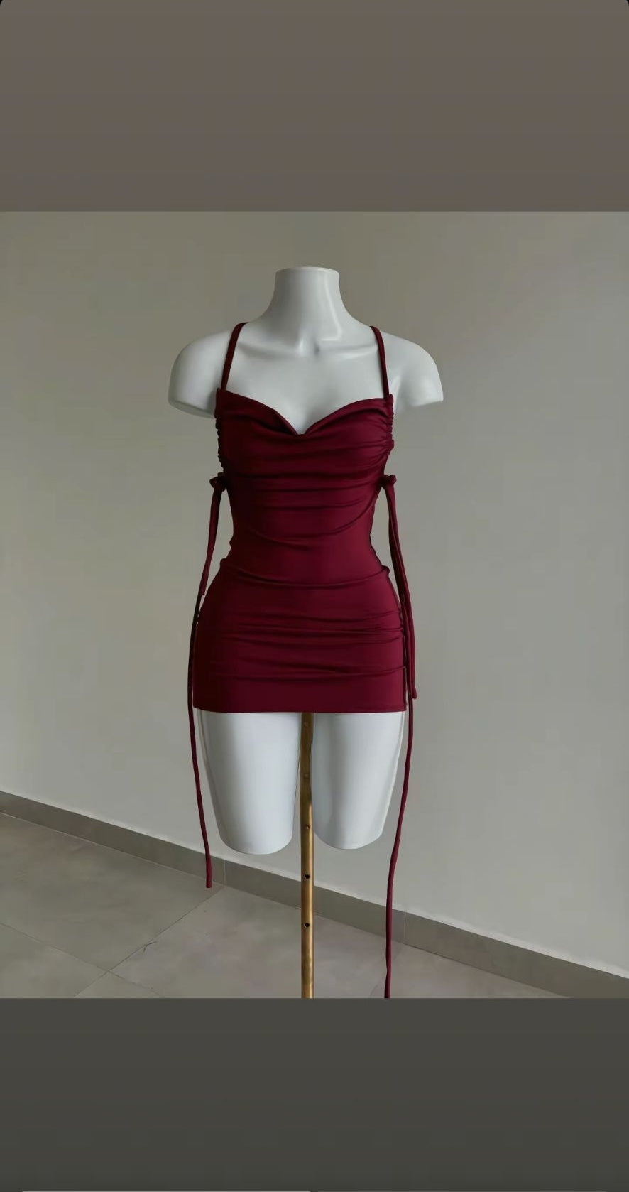 Sexy Bodycon Spaghetti Strap Formal Dress Short Party Dress Satin Burgundy Homecoming Dress ED04100