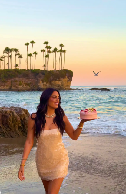 Sexy Strapless Sheath Short Prom Dresses Sequin Homecoming Dresses ED04139