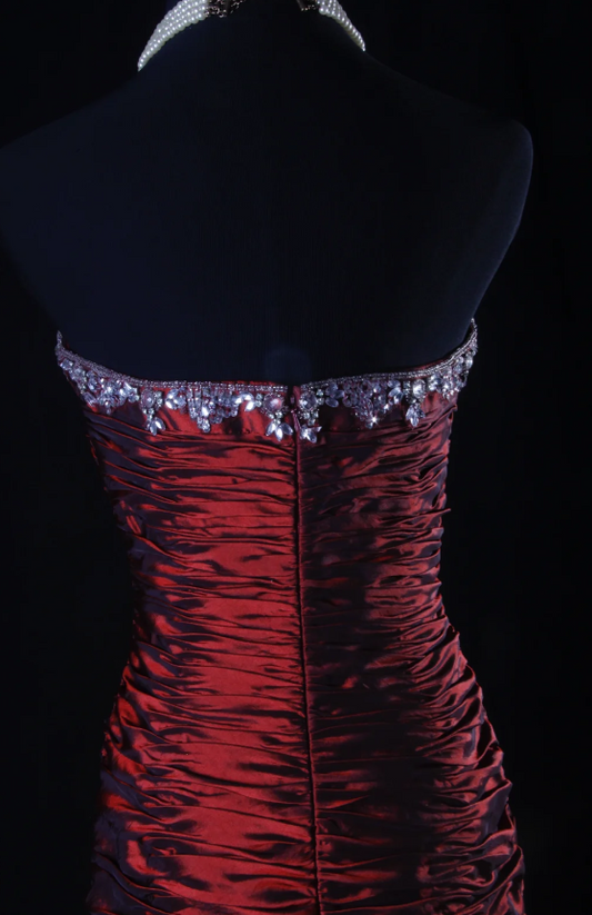 Vintage Sheath Burgundy Long Prom Dresses Strapless Satin Beaded Burgundy Birthday Dresses Sleeveless Formal Dresses ED05322