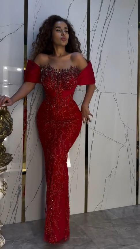 Sexy Off-shoulder Bodycon Long Prom Dresses，Beaded Tulle Burgundy Evening Dresses ED05326