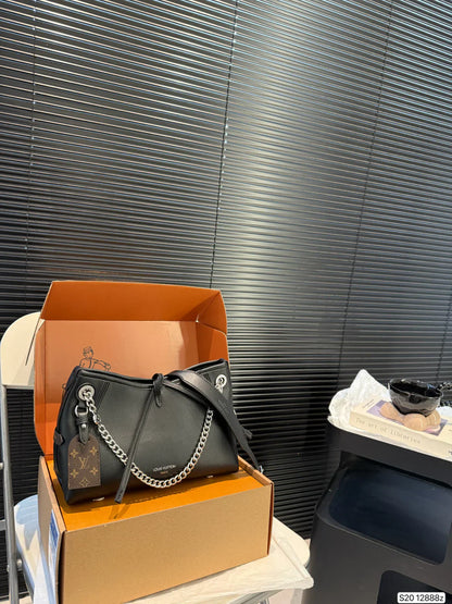 LV Louis Vuitton Carryall Crossbody Bag 26x18cm