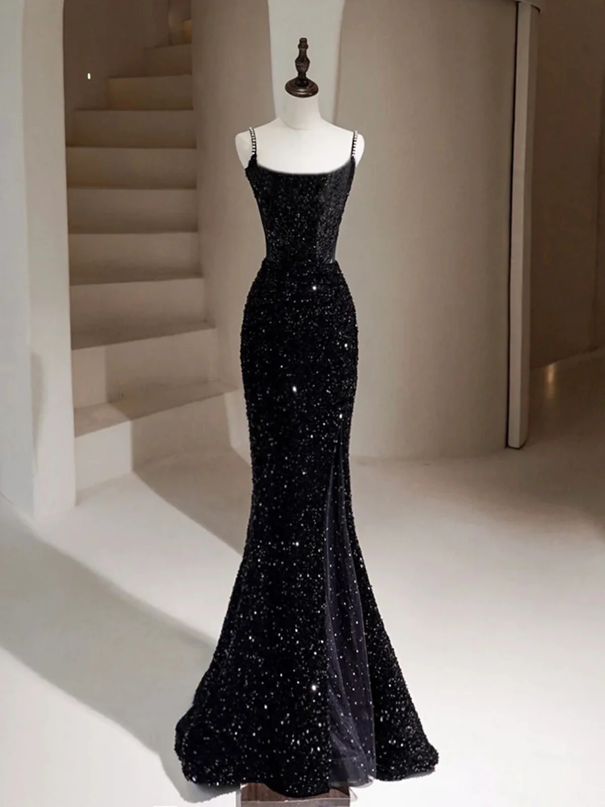 Delicate Black Mermaid Square  Sequins Long Prom Dresses GG008